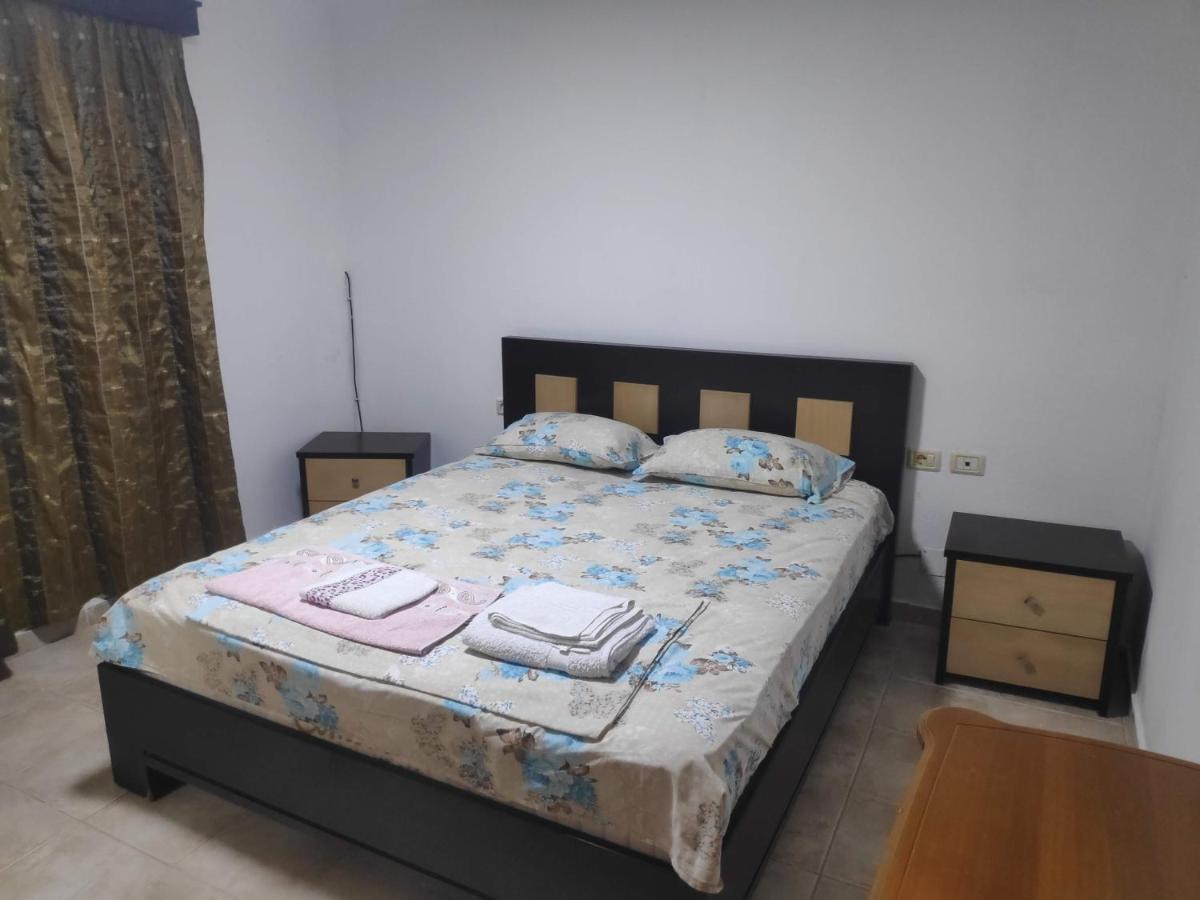 Zani Apartment Sarandë Exterior foto