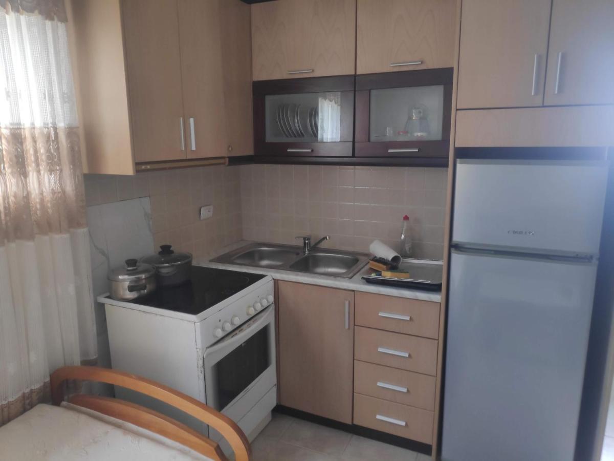 Zani Apartment Sarandë Exterior foto